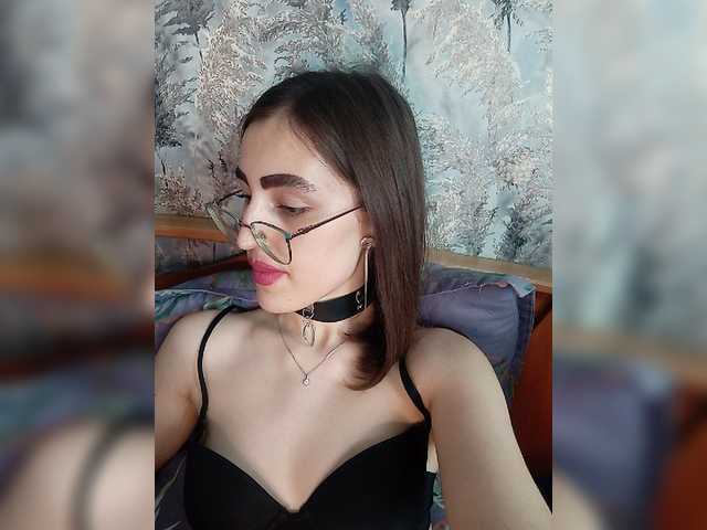 kiska-kira live cam on BongaCams