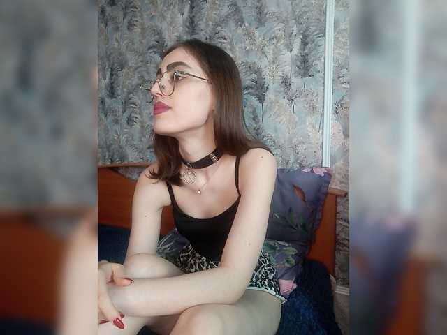 kiska-kira live cam on BongaCams
