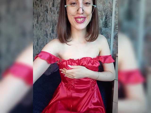 kiska-kira live cam on BongaCams