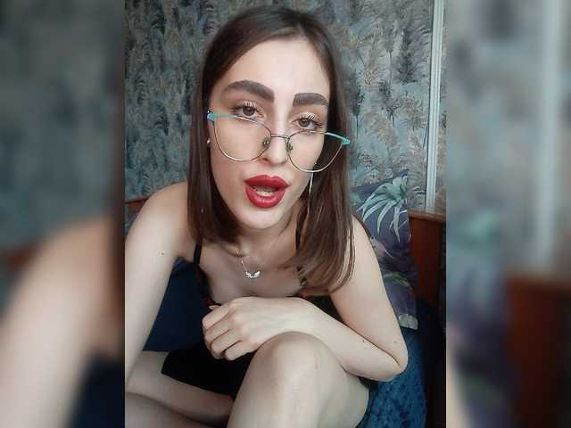 вебкам kiska-kira