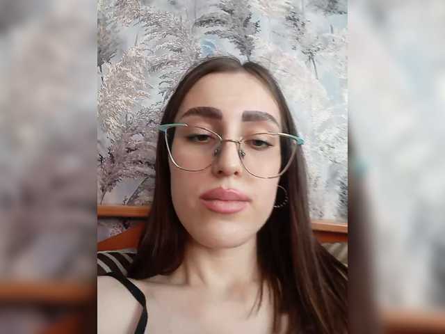 kiska-kira live cam on BongaCams