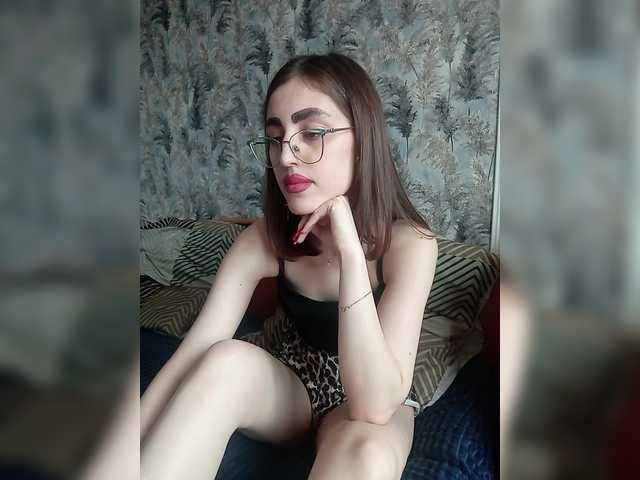kiska-kira live cam on BongaCams