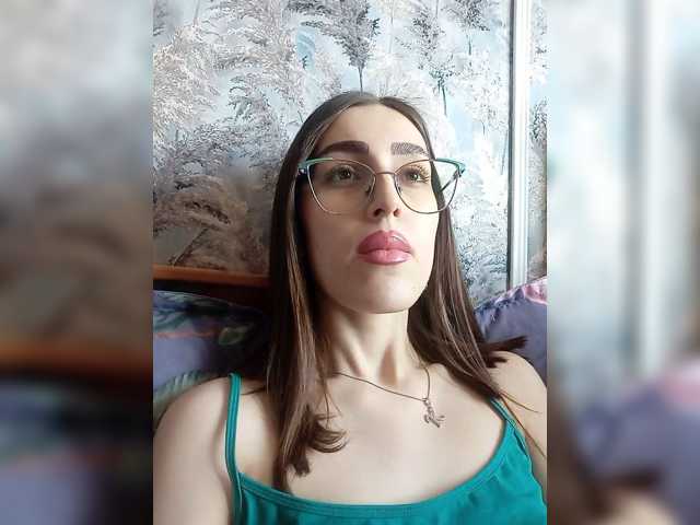 kiska-kira live cam on BongaCams
