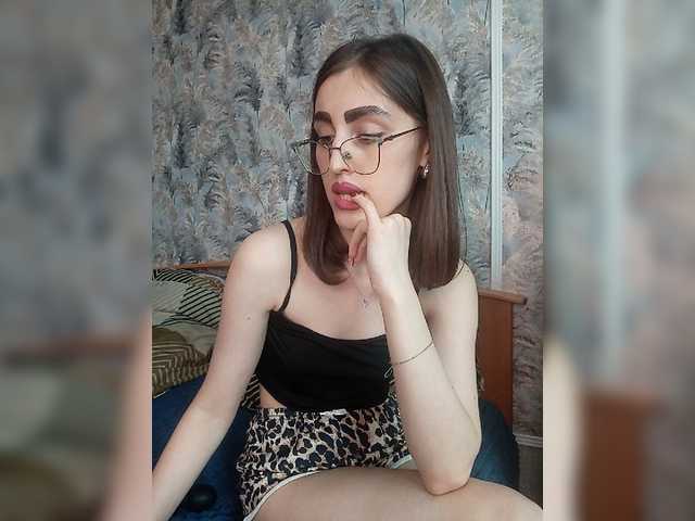 kiska-kira Live Cam on BongaCams