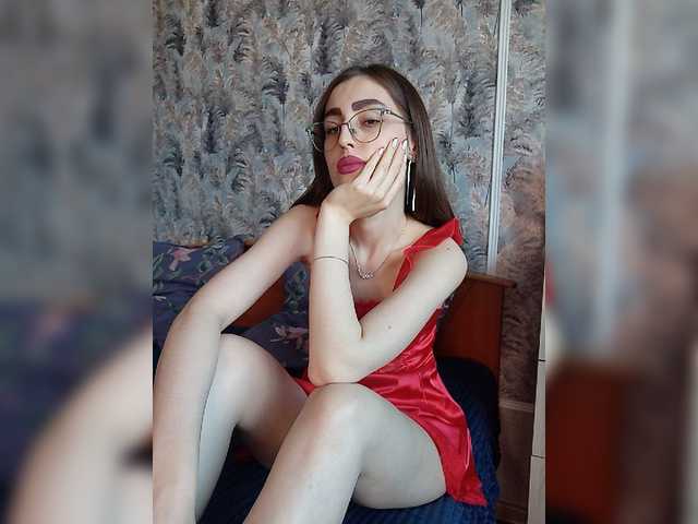 kiska-kira live cam on BongaCams