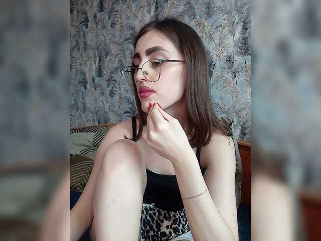 kiska-kira live cam on BongaCams