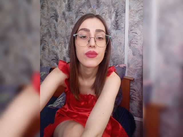 kiska-kira live cam on BongaCams