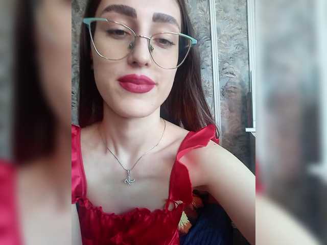 kiska-kira live cam on BongaCams