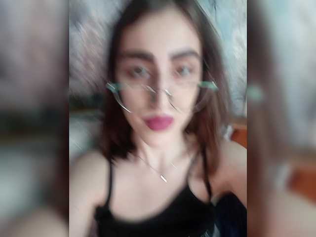 kiska-kira live cam on BongaCams