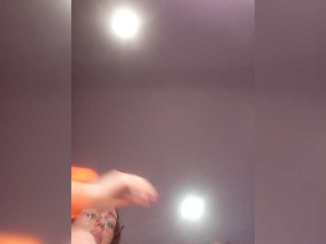 kiska-kira live cam on BongaCams