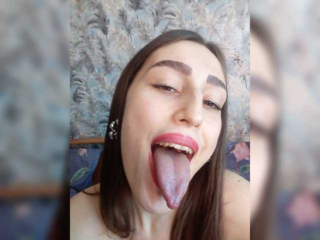 kiska-kira live cam on BongaCams