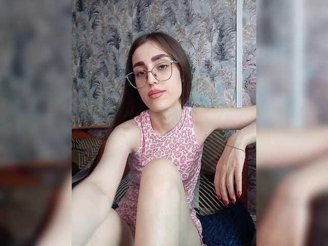 kiska-kira live cam on BongaCams