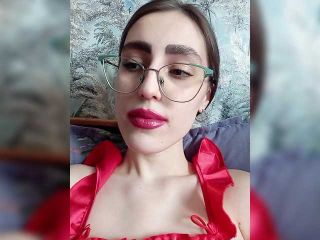 kiska-kira's BongaCams show and profile