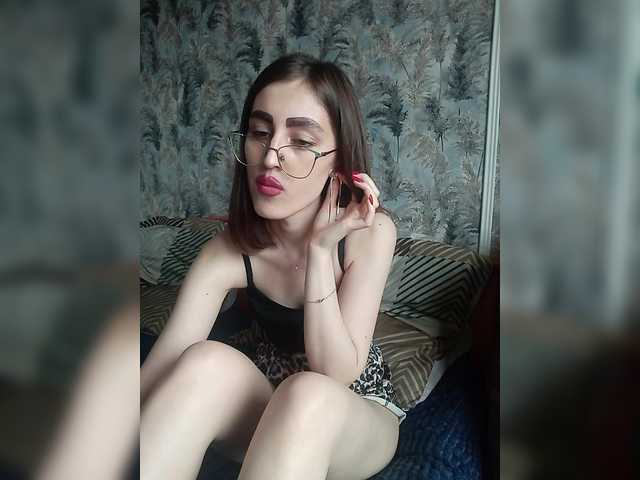 kiska-kira live cam on BongaCams