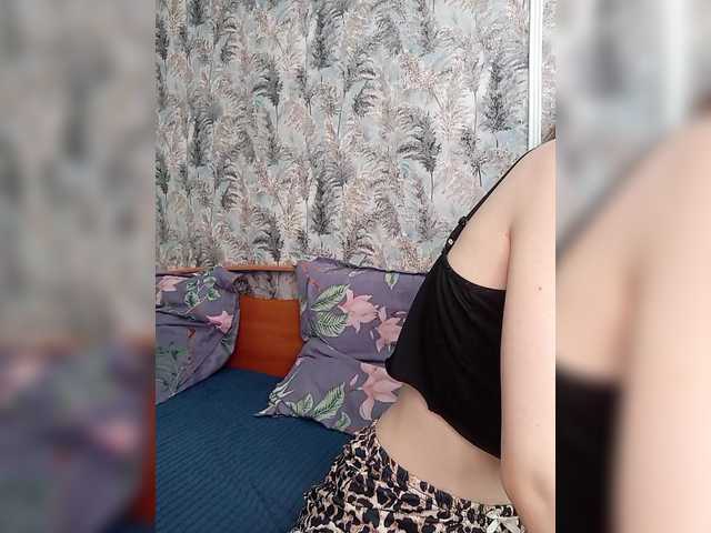 kiska-kira live cam on BongaCams