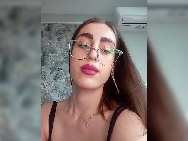 kiska-kira live cam on BongaCams