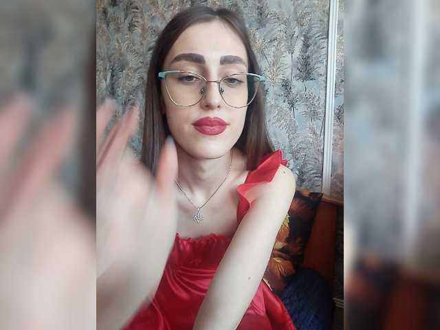kiska-kira live cam on BongaCams