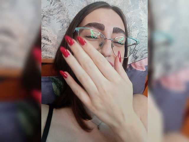 kiska-kira live cam on BongaCams