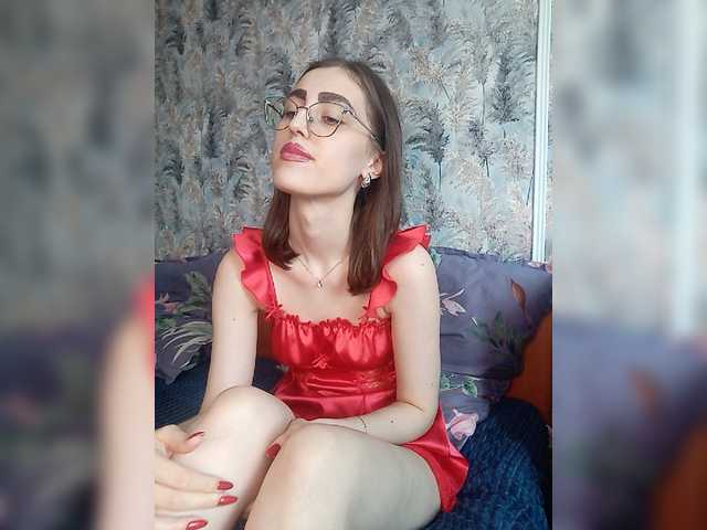 kiska-kira live cam on BongaCams