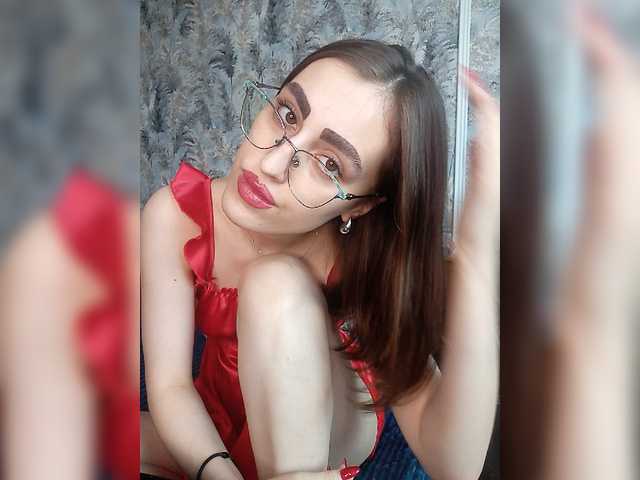 kiska-kira live cam on BongaCams