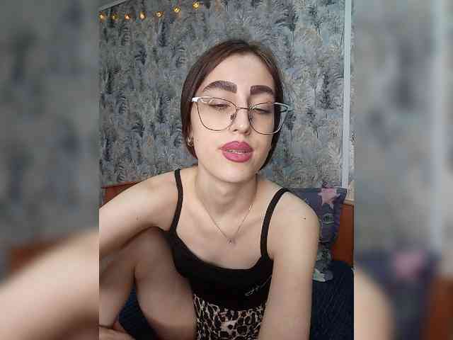 kiska-kira Sex Cam Show
