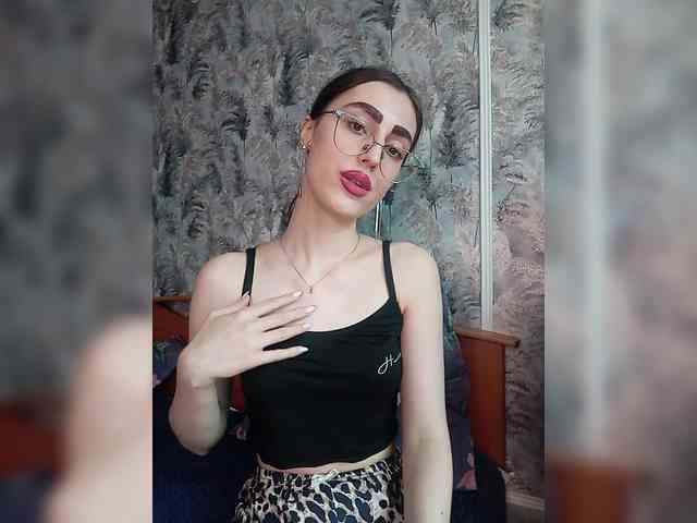 kiska-kira Sex Cam Show