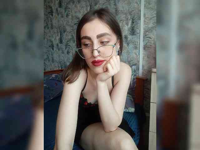 kiska-kira Live Webcam on BongaCams