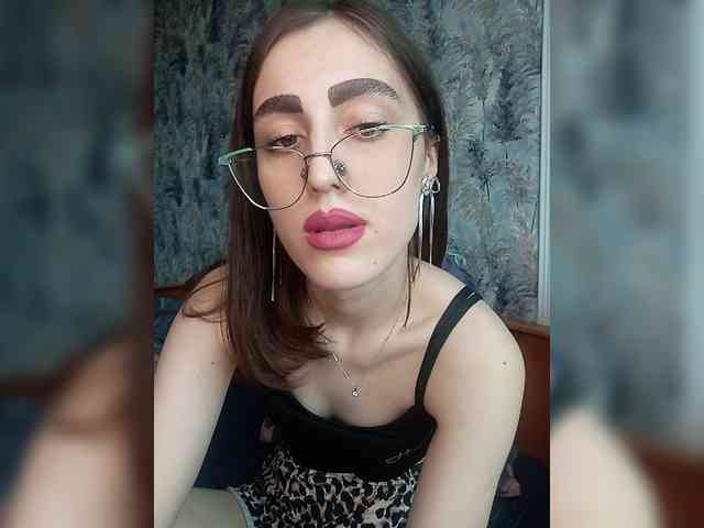 kiska-kira Sex Cam Show