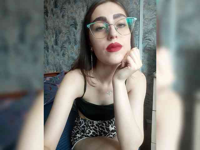 kiska-kira Live Webcam on BongaCams