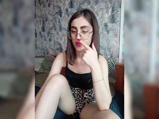 kiska-kira Sex Cam Show
