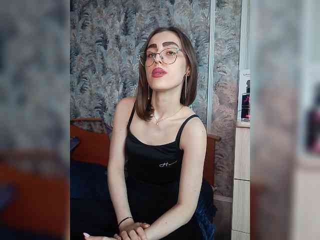kiska-kira Sex Cam Show