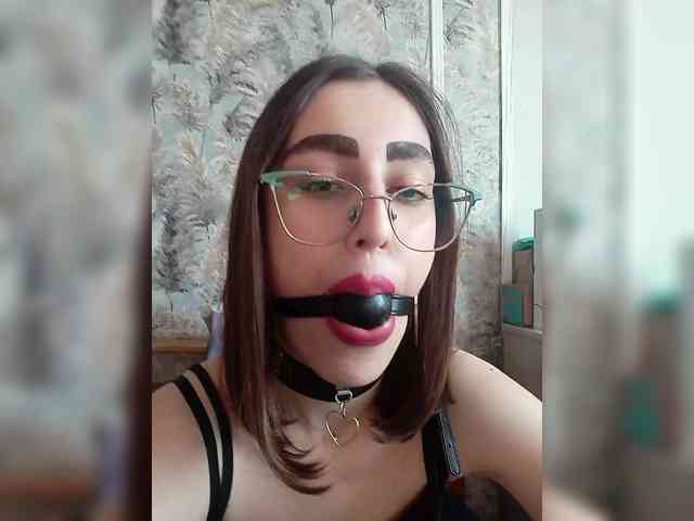 kiska-kira Sex Cam Show