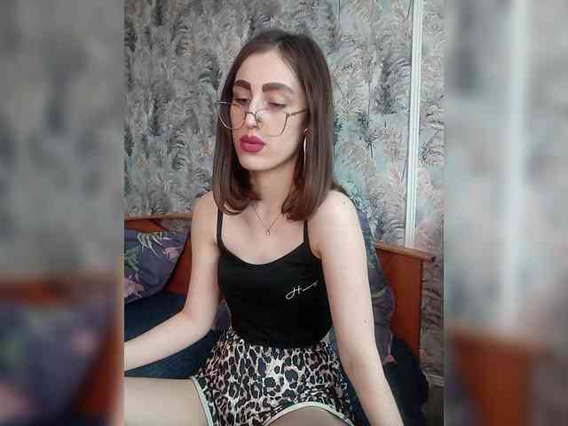 kiska-kira Sex Cam Show
