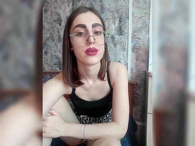 kiska-kira Live Webcam on BongaCams