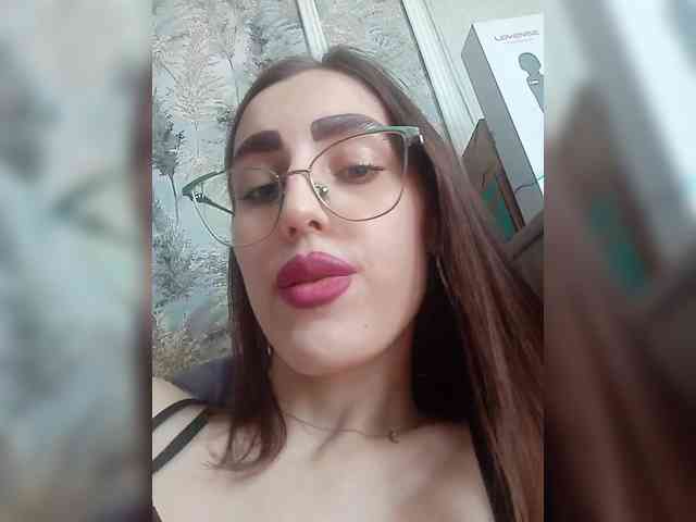 kiska-kira Sex Cam Show