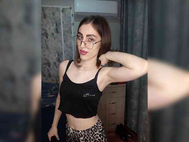 kiska-kira Sex Cam Show