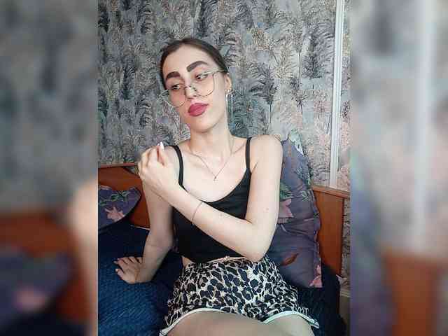 kiska-kira Sex Cam Show