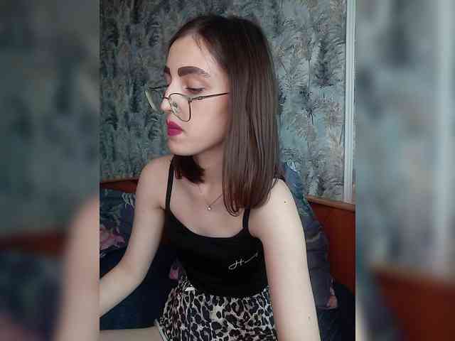 kiska-kira Sex Cam Show