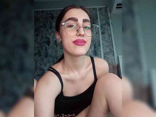 kiska-kira Sex Cam Show