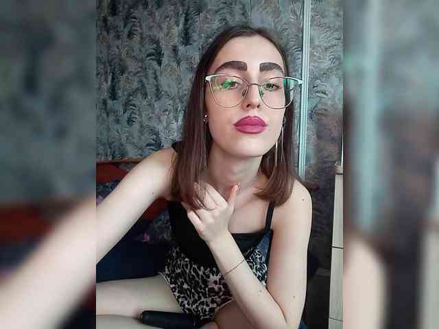 kiska-kira Sex Cam Show