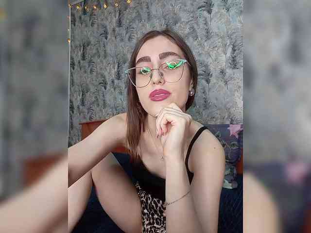 kiska-kira Sex Cam Show