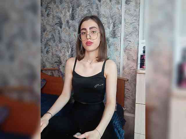 kiska-kira Sex Cam Show