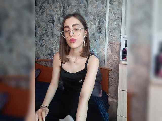 kiska-kira Sex Cam Show