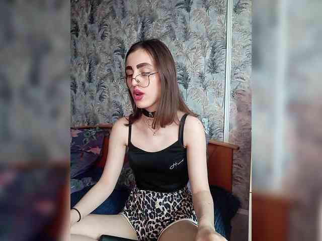 kiska-kira Sex Cam Show