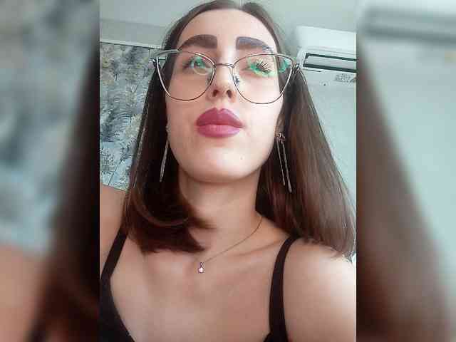 kiska-kira Sex Cam Show