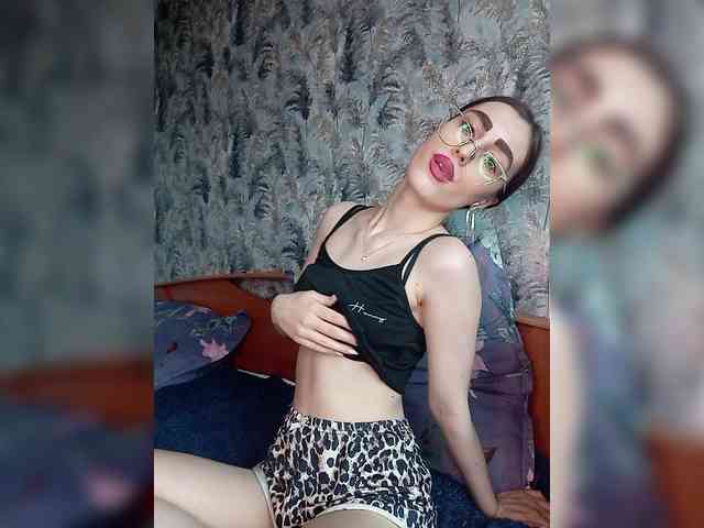 kiska-kira Sex Cam Show