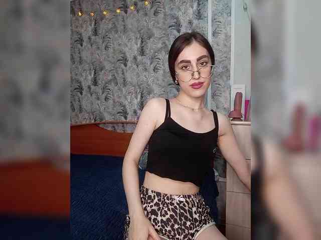kiska-kira Sex Cam Show