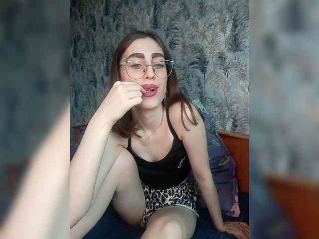 kiska-kira Sex Cam Show