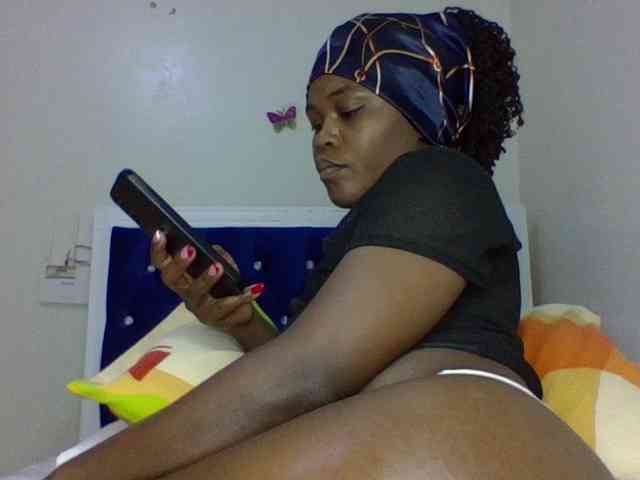 QueenJacky webcam
