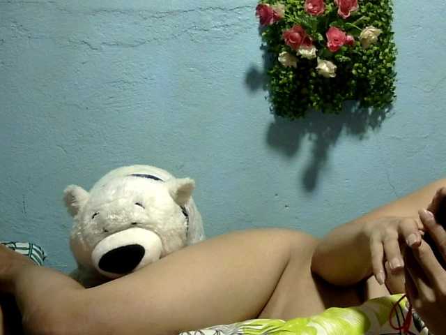 WildCumer025 — live trans cam